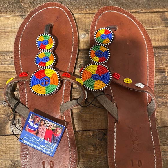 Sandals - Picture 3 of 4